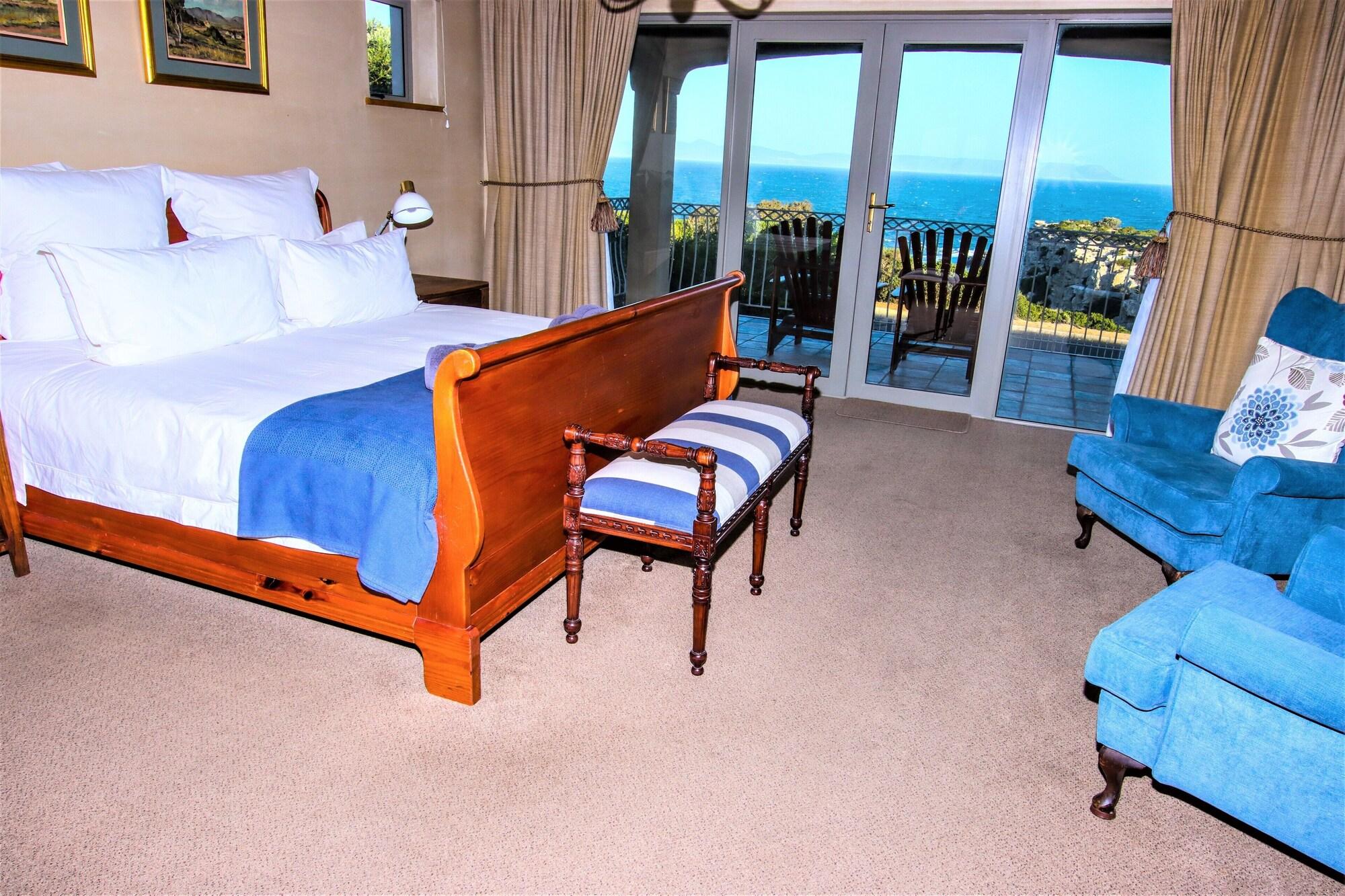 On The Cliff Guest House Херманус Экстерьер фото