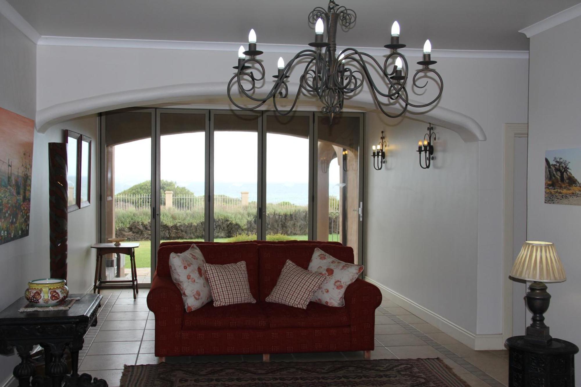On The Cliff Guest House Херманус Экстерьер фото