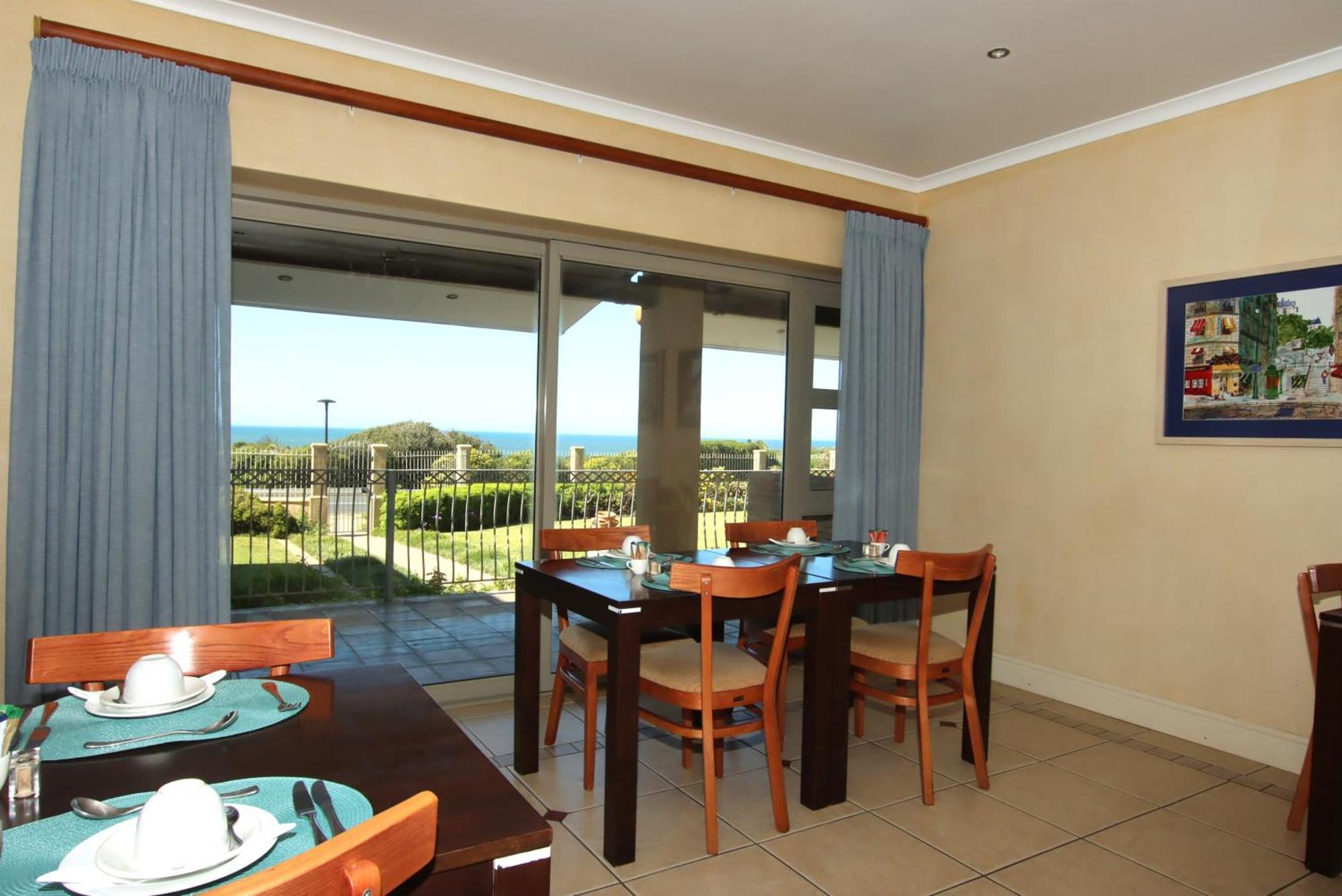 On The Cliff Guest House Херманус Экстерьер фото
