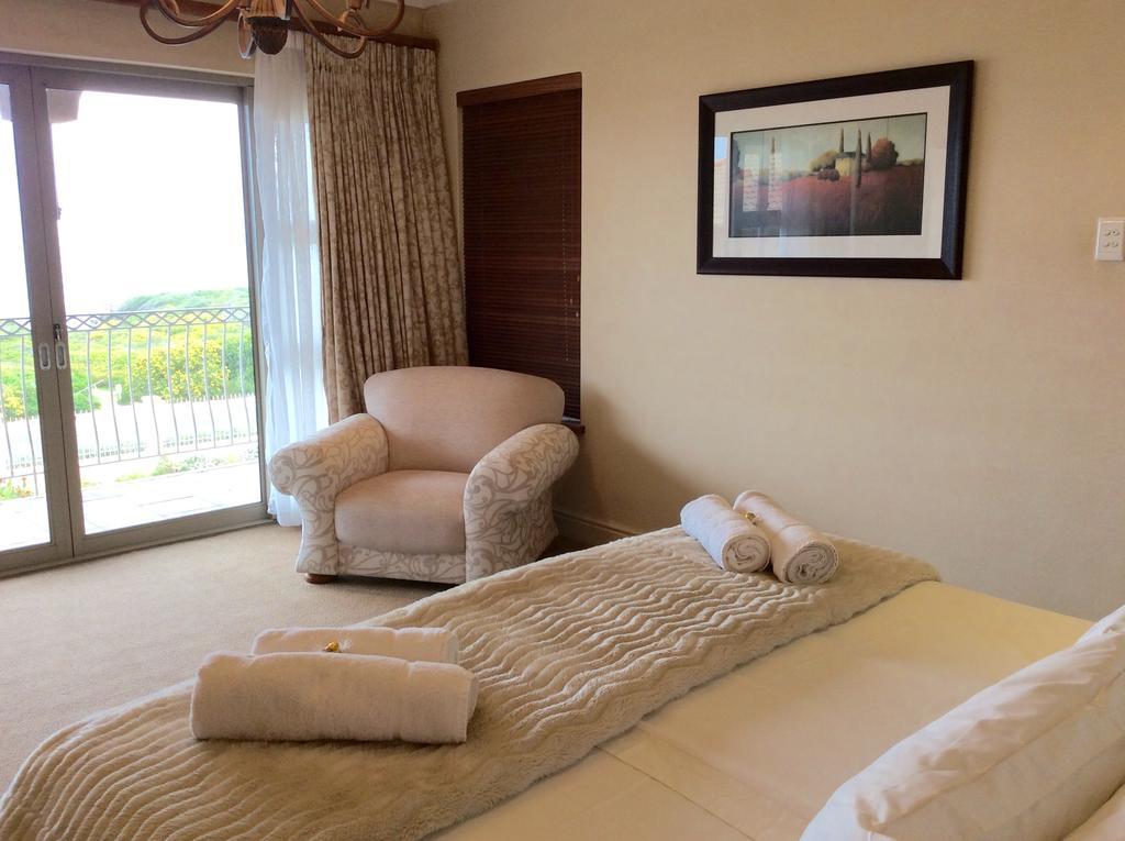 On The Cliff Guest House Херманус Экстерьер фото