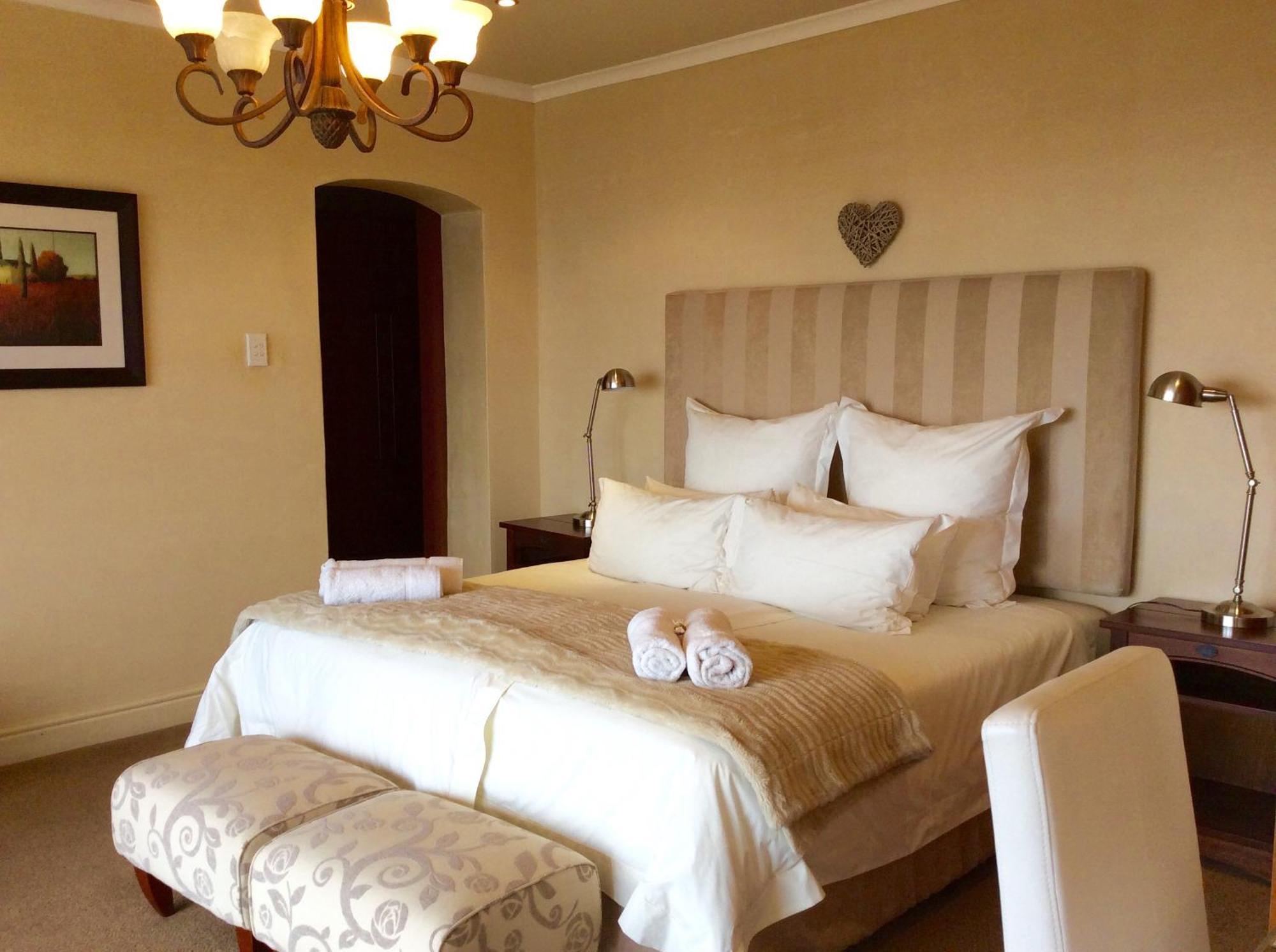 On The Cliff Guest House Херманус Экстерьер фото